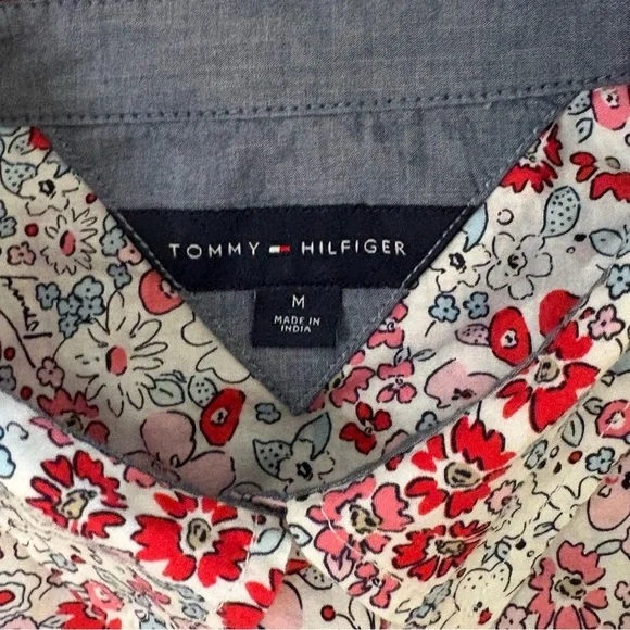 Tommy Hilfiger Floral Camp Shirt size M Lightweight Feminine Coquette Retro - Picture 8 of 14